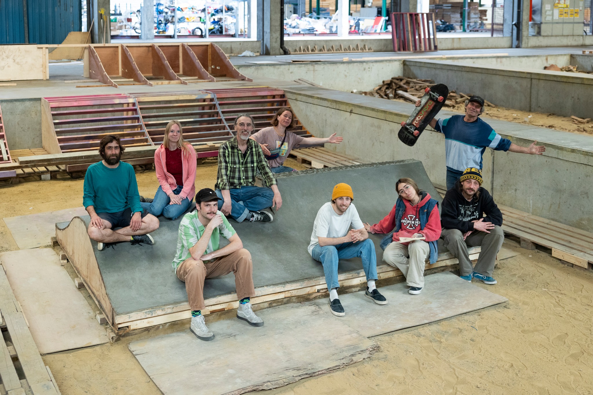 Photo de Amandine Laurent - George Rotatori paper concrete wave Les friches